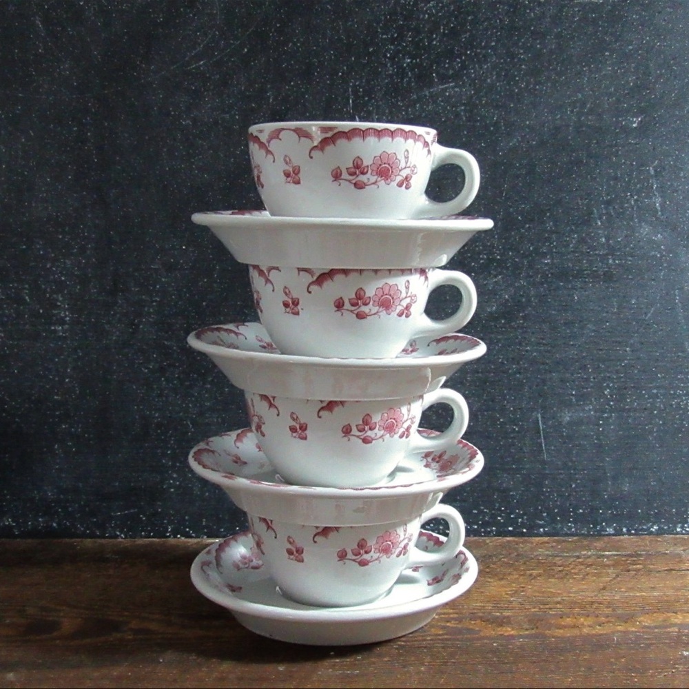 Vintage diner cups. Shenango